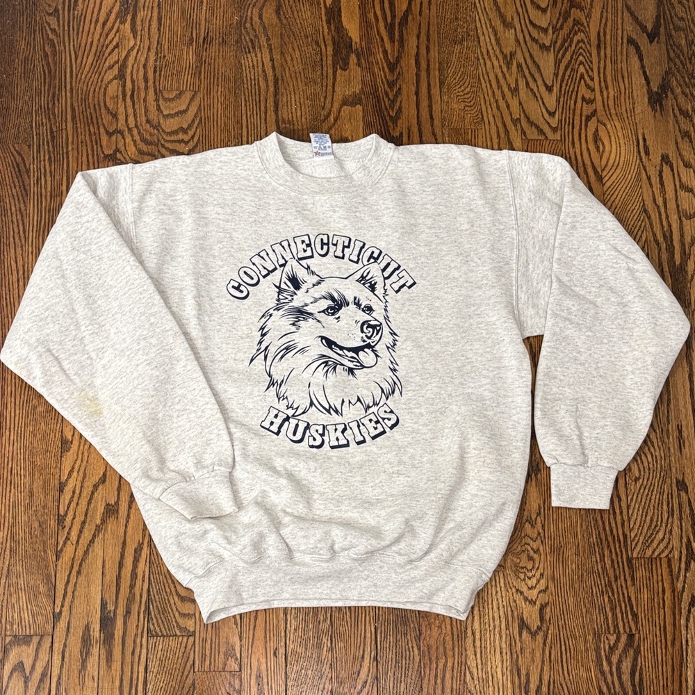 VTG UConn Huskies Grey Crewneck Sweatshirt